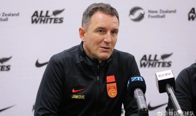 百家乐规则-扬科：即使输球也要肯定队员 他们会继续进步的