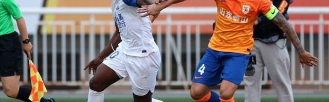 百家乐规则-泰山自救之战老少登台献礼 客战海港就想用阿卜杜