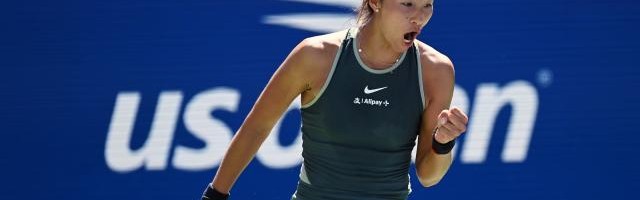 百家乐规则-郑钦文：接下来都是硬地，我还会打得更好