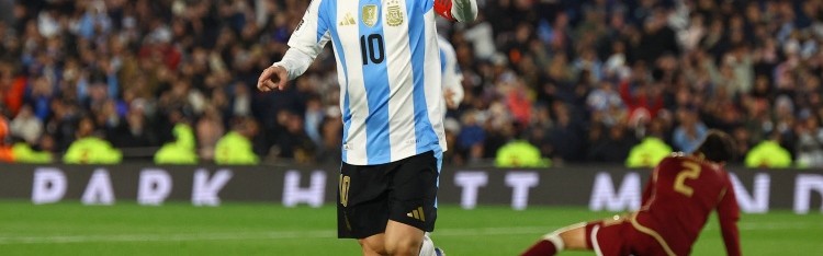 Baccarat-奥莱报：梅西是队友的楷模、偶像和明灯，他值得再拥有一届世界杯