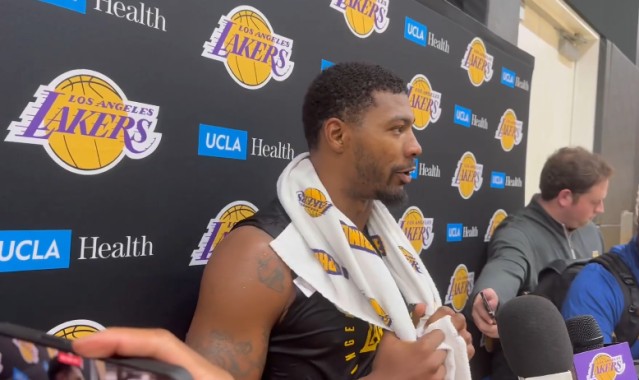 斯玛特计划参加季前赛，雷迪克透露他有望在对阵勇士时首秀